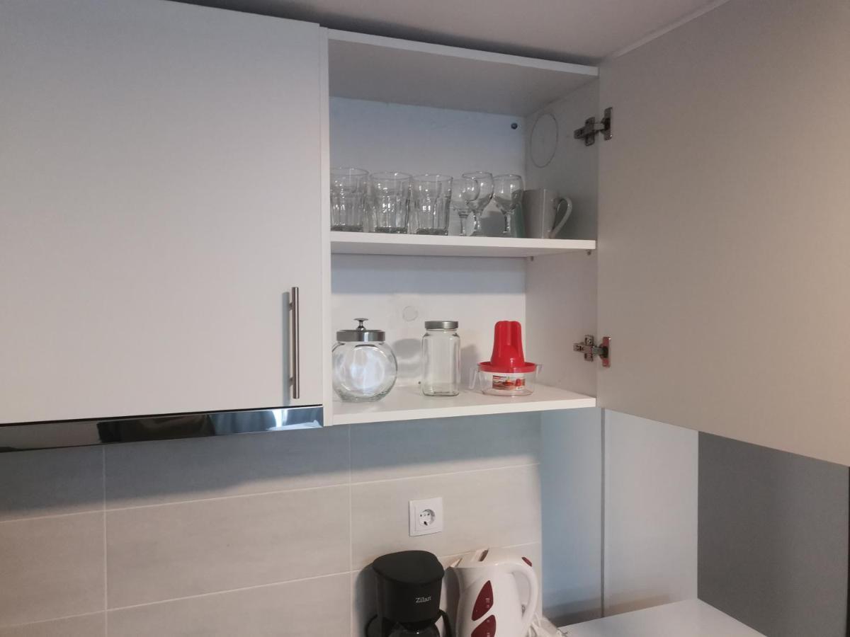New Cozy Studio In Aigaleo Apartment Athena Bagian luar foto